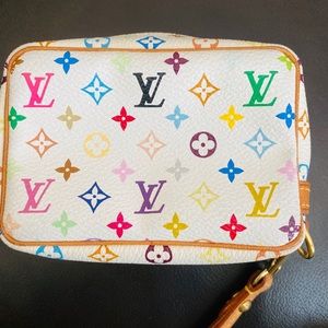 Louis Vuitton wapity - white